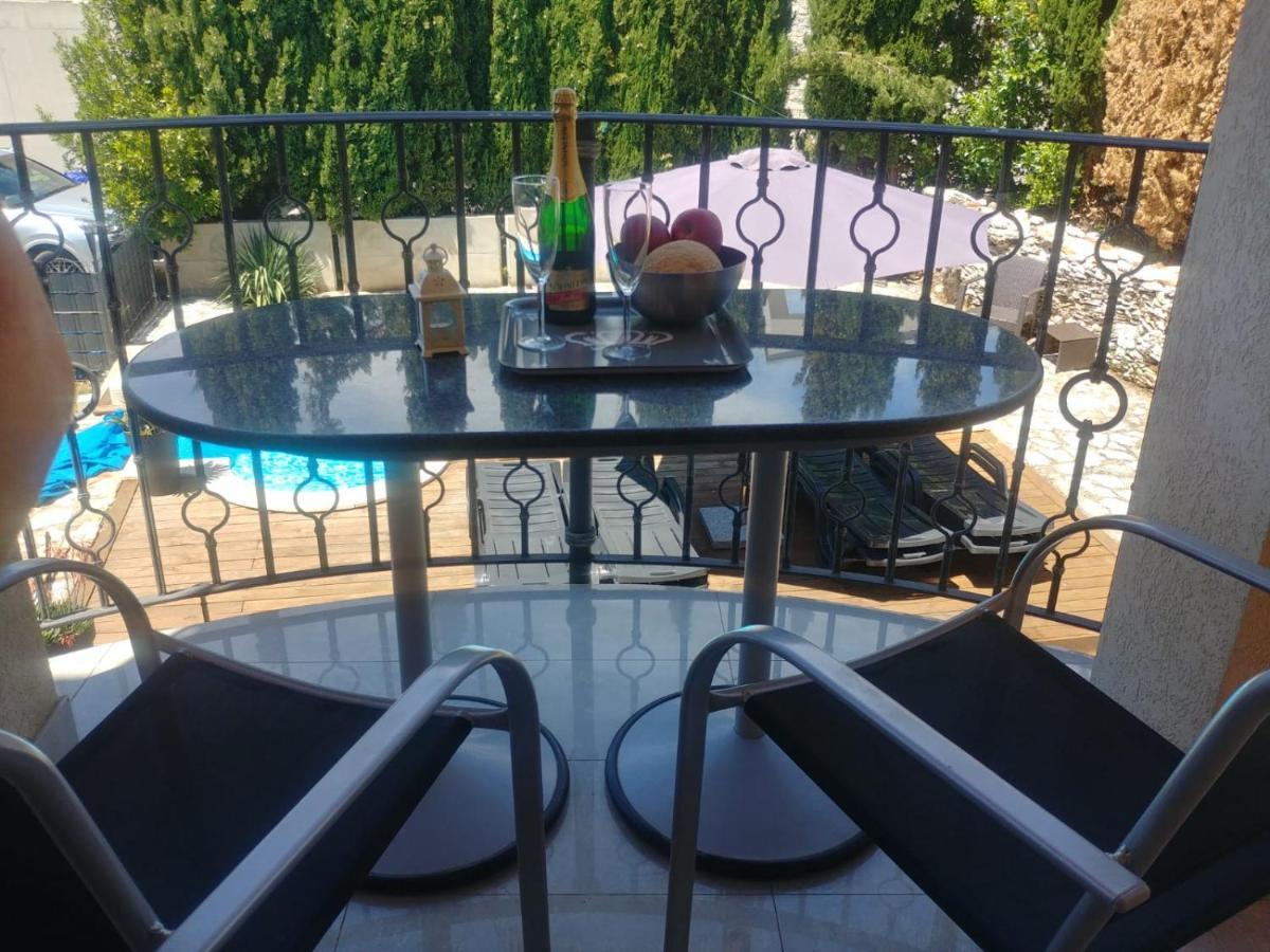 Lana Apartman Appartement Medulin Buitenkant foto