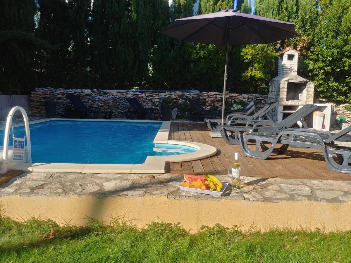 Lana Apartman Appartement Medulin Buitenkant foto